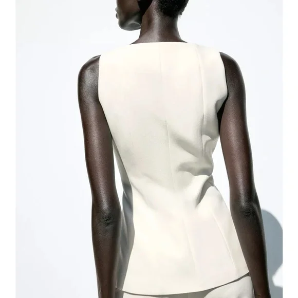 Spring /summer 🌺 NWT ZARA ZIPPER BUSTIER TOP  L
🚨 My prices are firm no discount - Picture 11 of 16